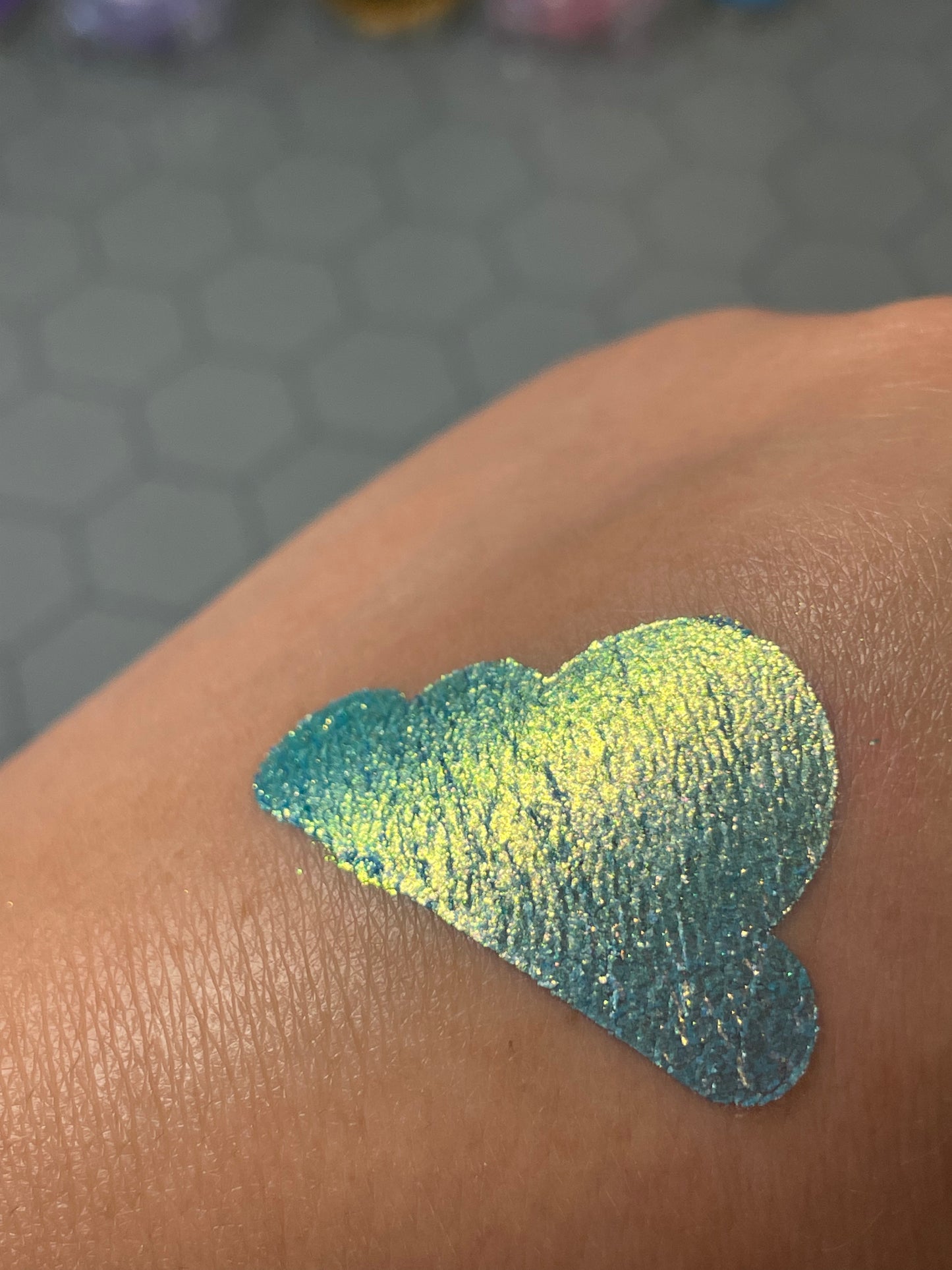 Sky High - Textured Multichrome Eyeshadow