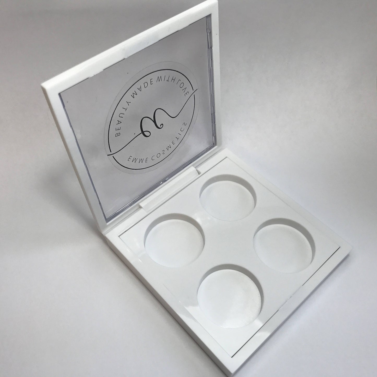 Empty QUAD Eyeshadow Palette