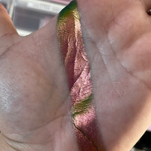 Turning Leaf 2.0 - Multichrome Eyeshadow