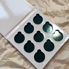 CUSTOMIZE your 09 Eyeshadow Palette